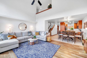 CR East River House